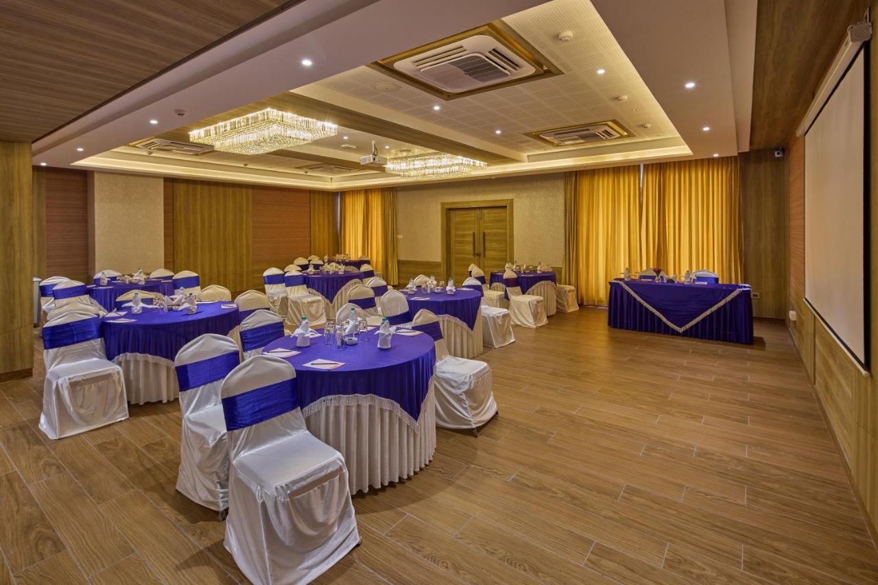 Grand Continent Hosur A Sarovar Portico Affiliate Hotel Exteriör bild