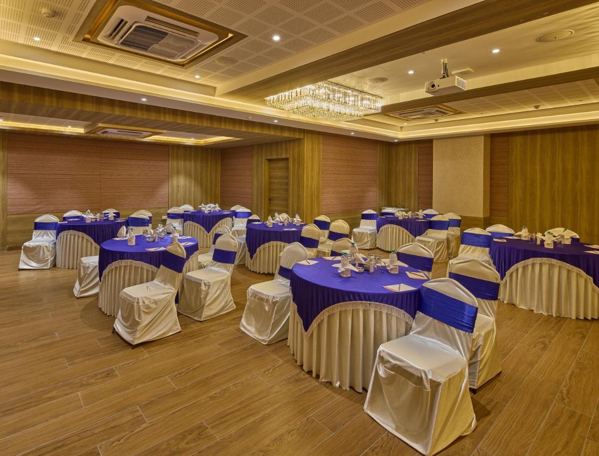 Grand Continent Hosur A Sarovar Portico Affiliate Hotel Exteriör bild