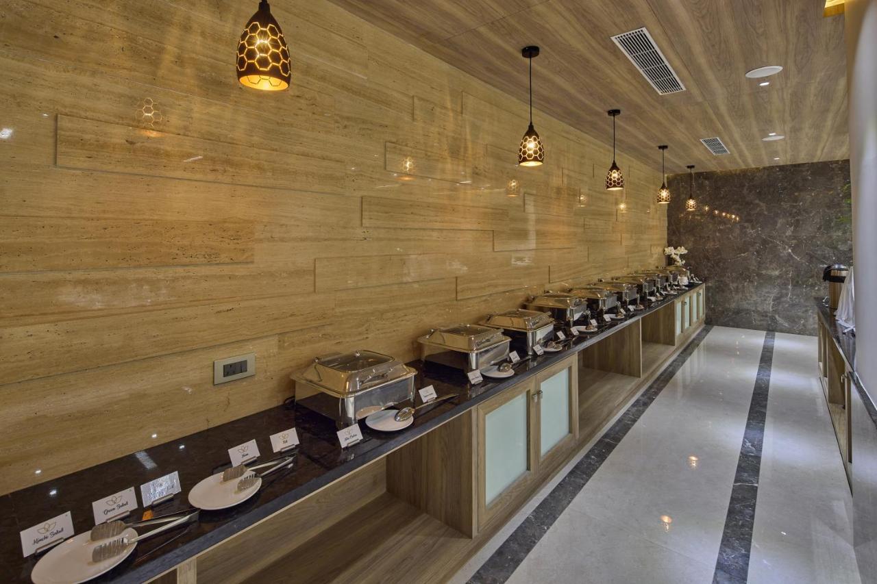 Grand Continent Hosur A Sarovar Portico Affiliate Hotel Exteriör bild