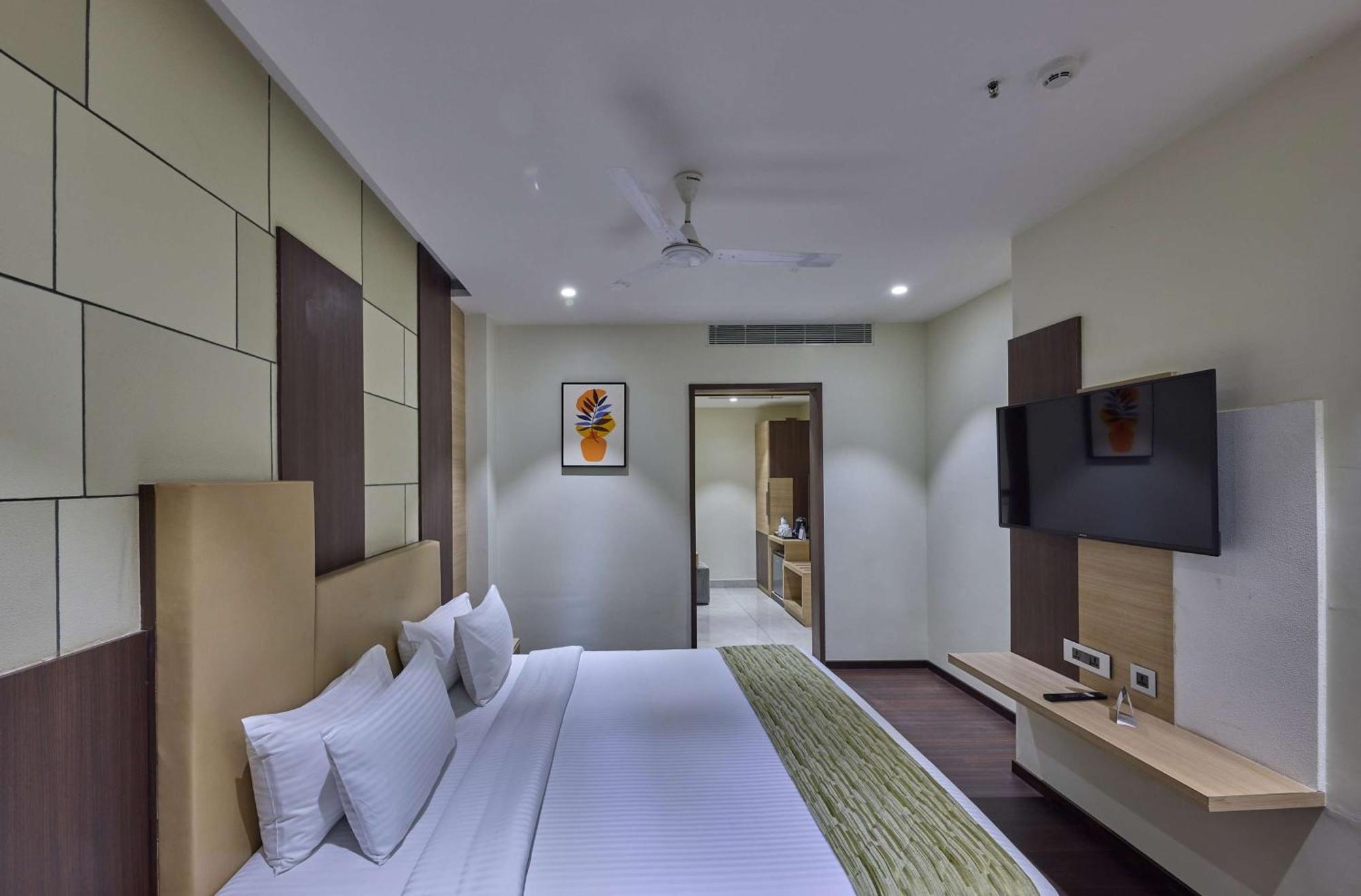 Grand Continent Hosur A Sarovar Portico Affiliate Hotel Exteriör bild