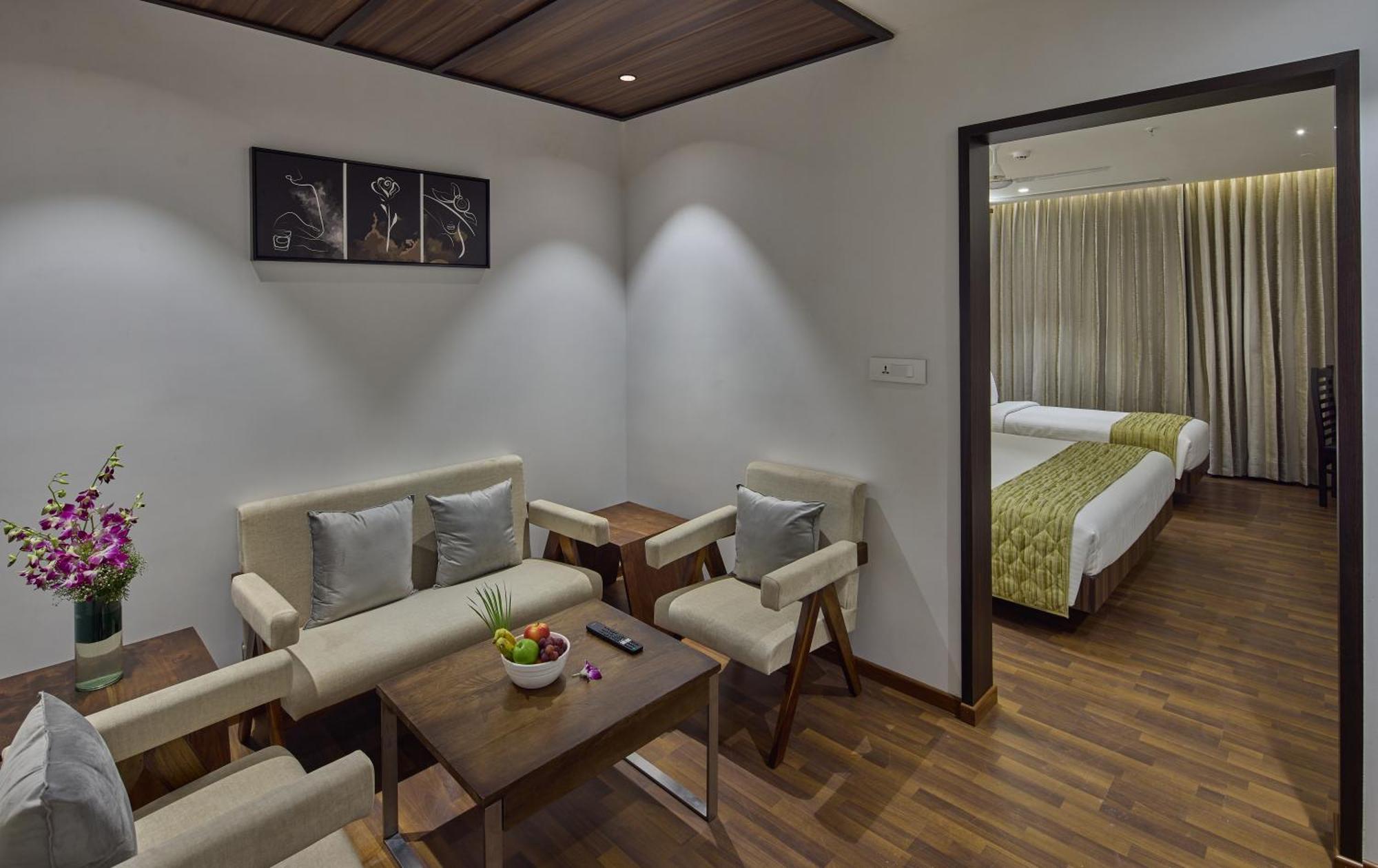 Grand Continent Hosur A Sarovar Portico Affiliate Hotel Exteriör bild