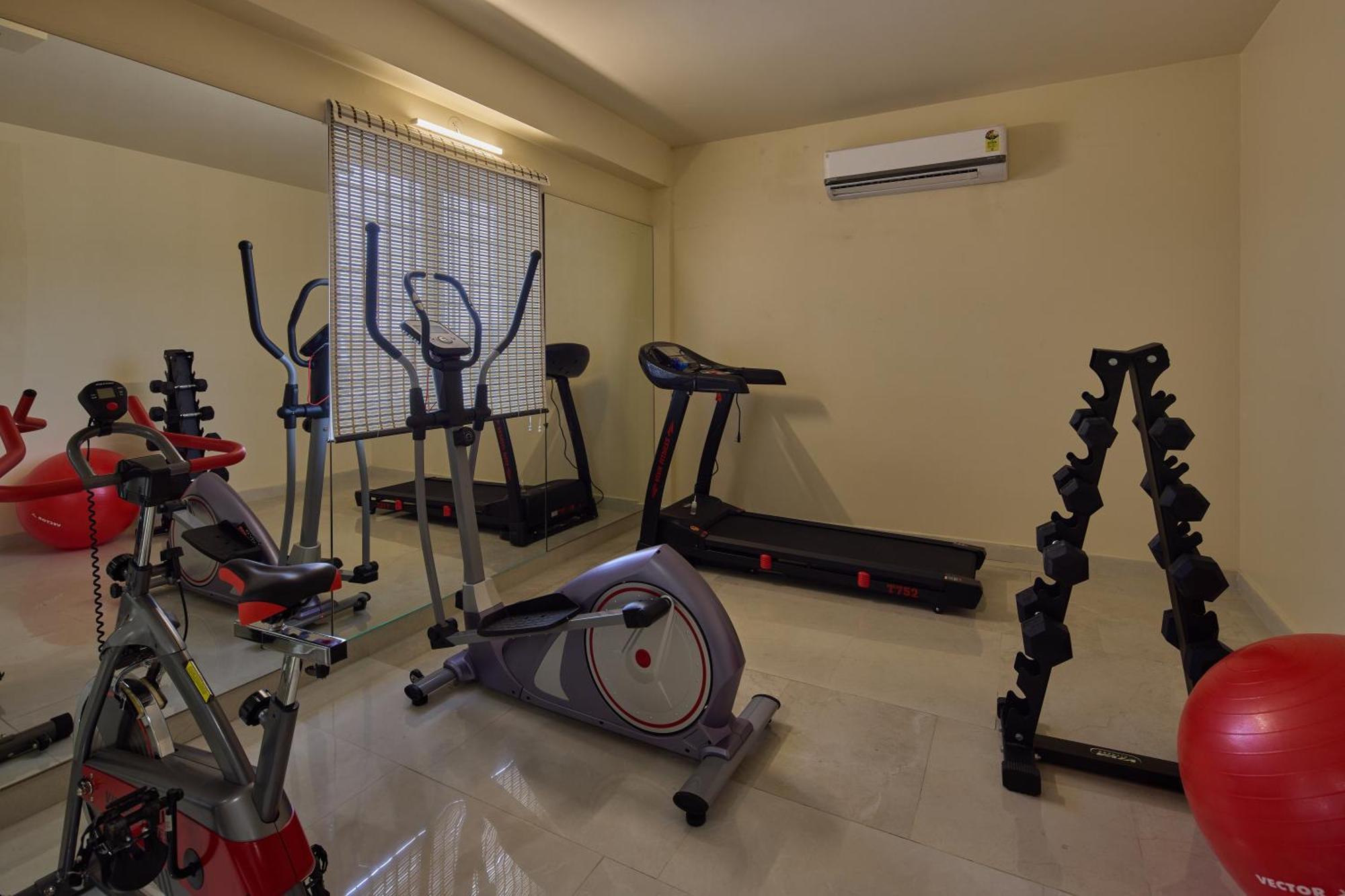 Grand Continent Hosur A Sarovar Portico Affiliate Hotel Exteriör bild