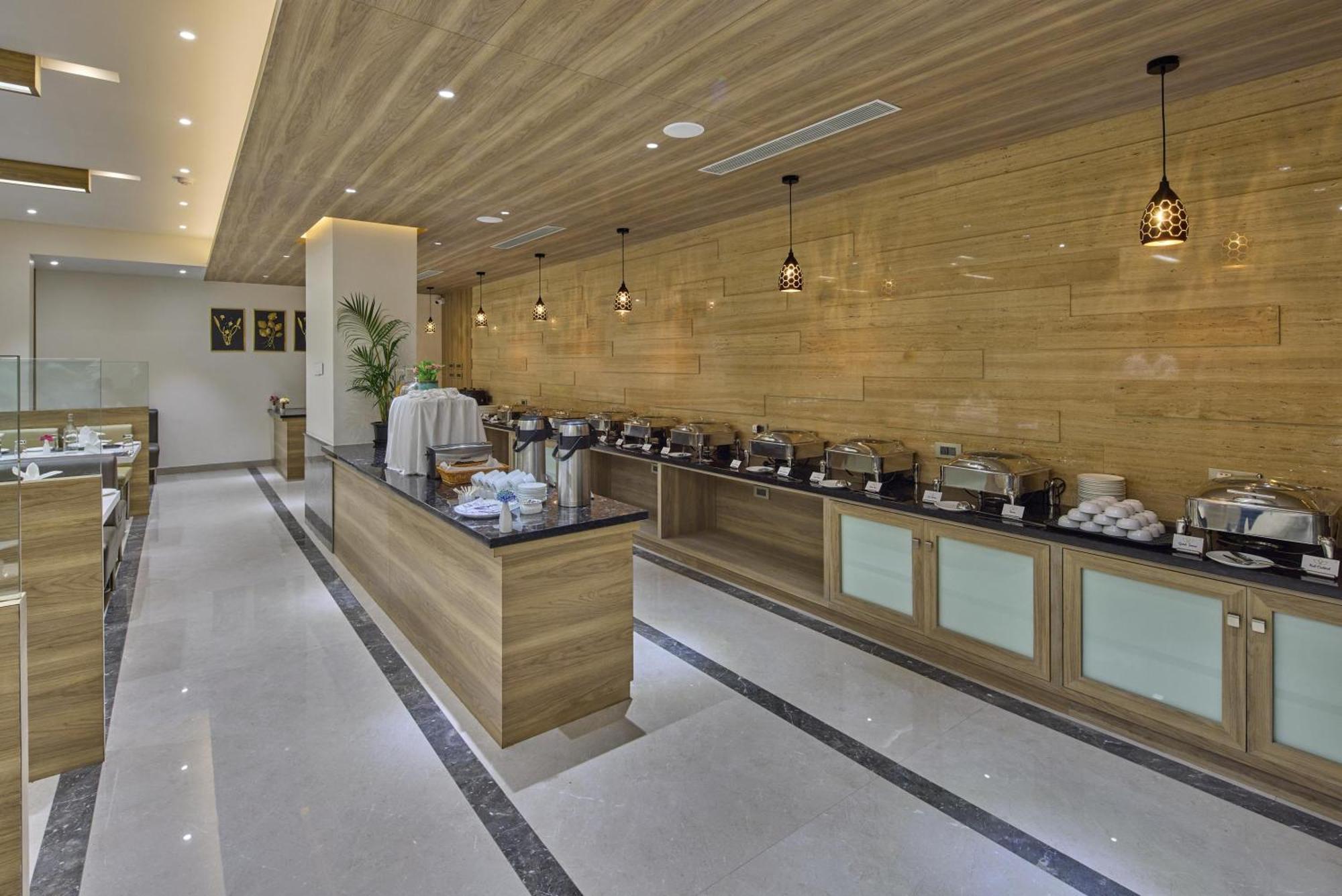 Grand Continent Hosur A Sarovar Portico Affiliate Hotel Exteriör bild